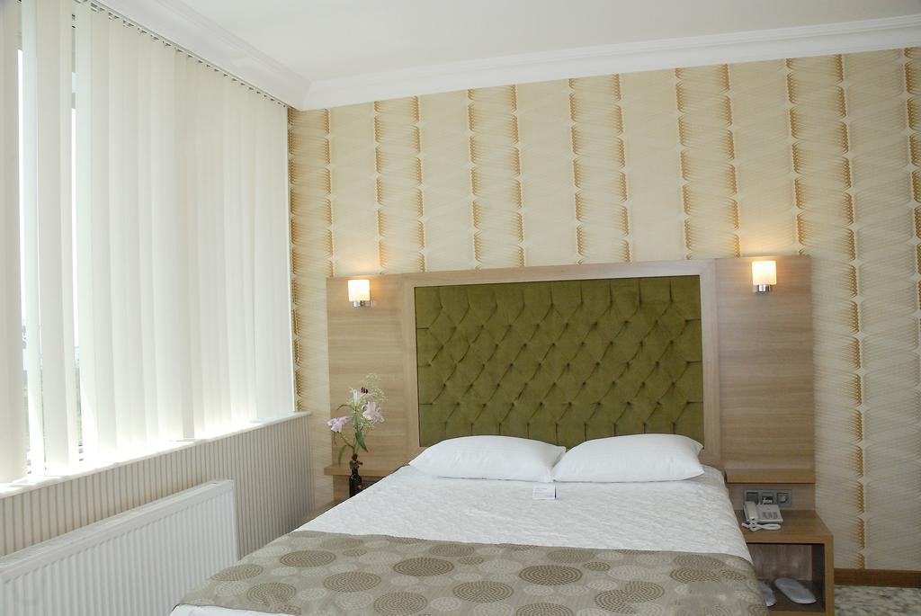 Lounge Hotel Истанбул Екстериор снимка