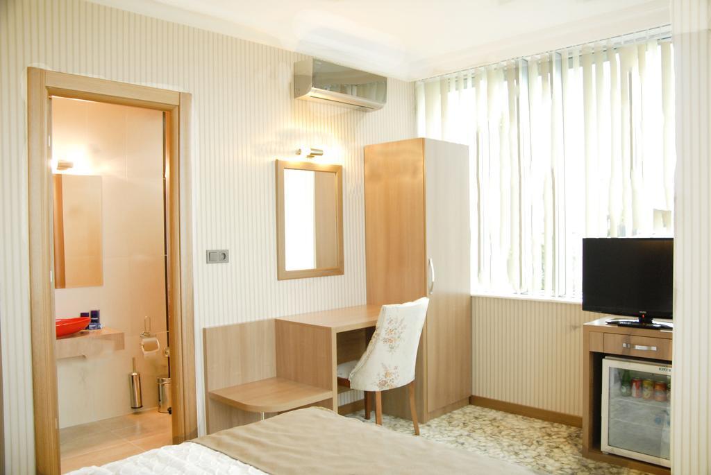 Lounge Hotel Истанбул Екстериор снимка